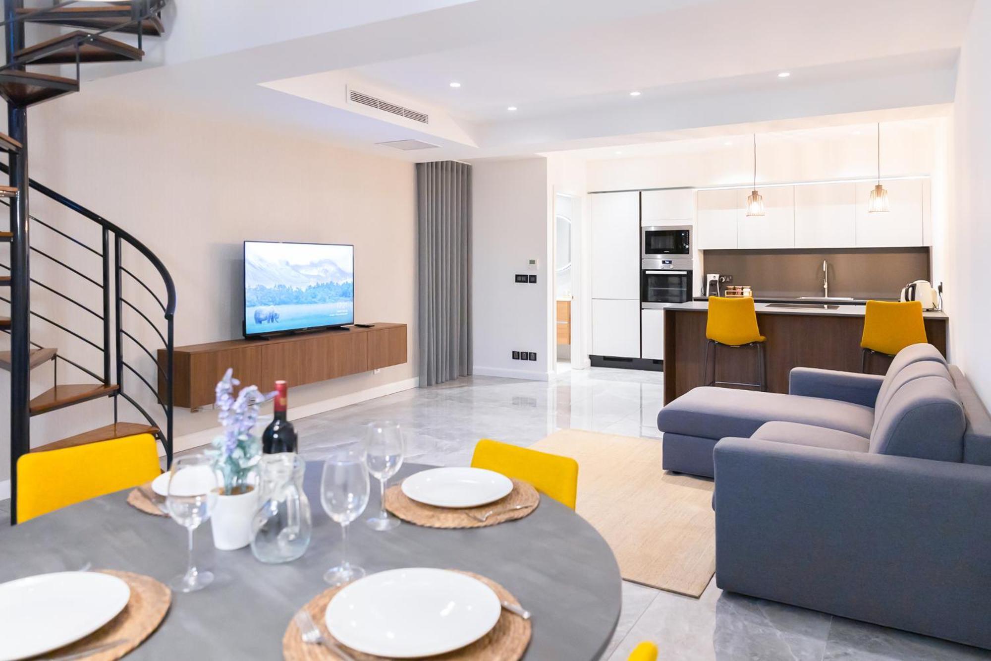 Florette Suite 1Br With Stunning Lounge Terrace By Arcobnb Флориана Экстерьер фото
