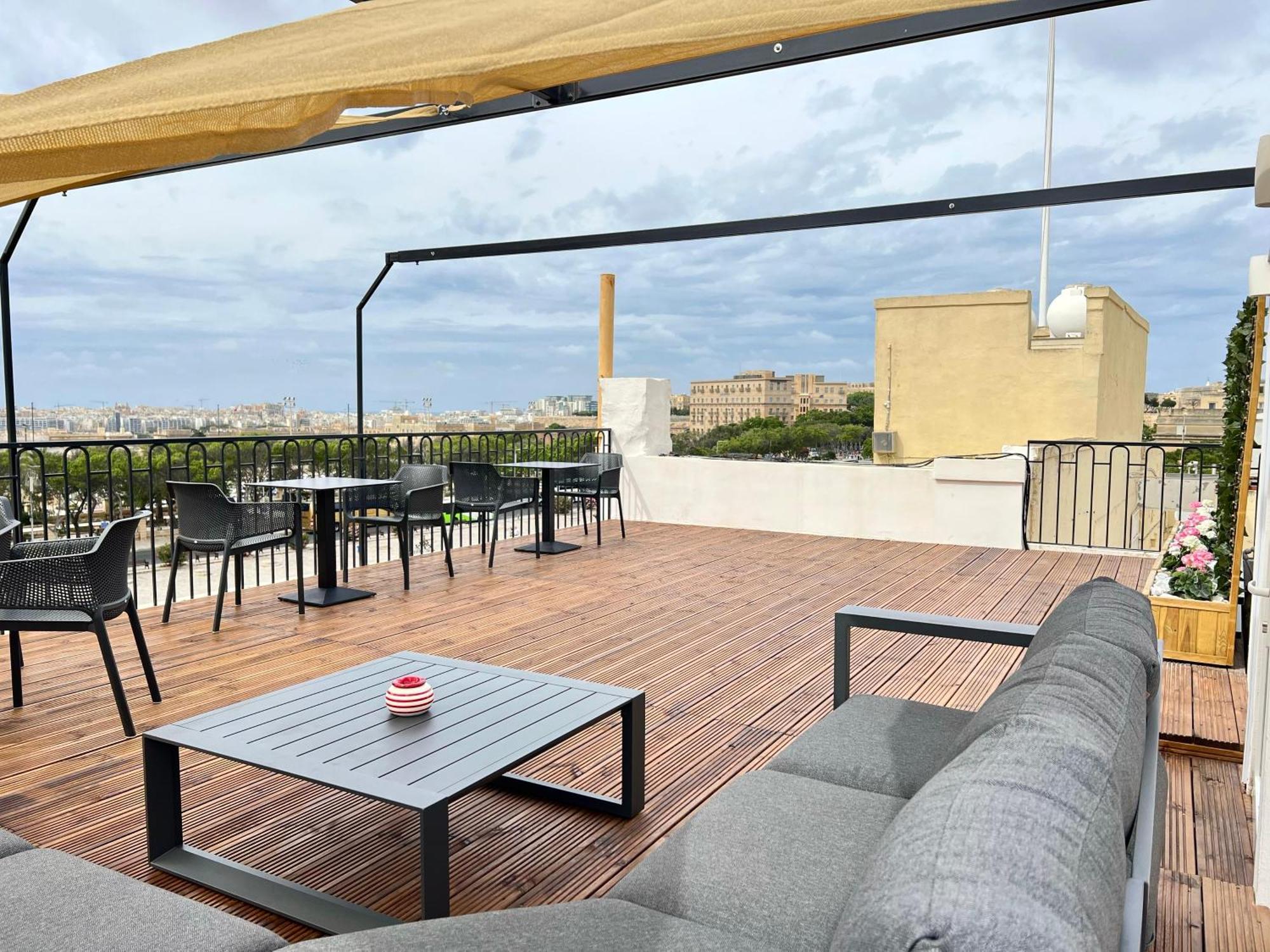 Florette Suite 1Br With Stunning Lounge Terrace By Arcobnb Флориана Экстерьер фото