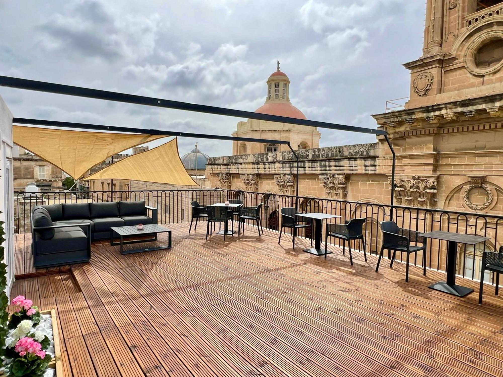 Florette Suite 1Br With Stunning Lounge Terrace By Arcobnb Флориана Экстерьер фото